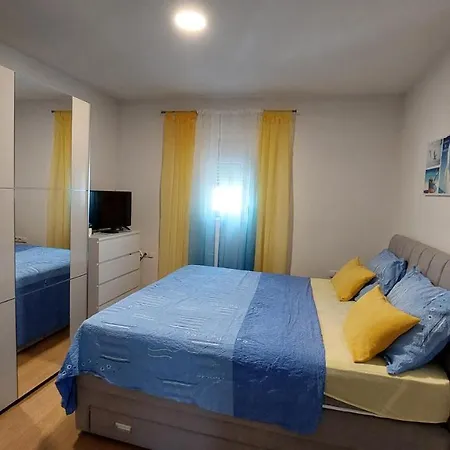 Luna * Baška Voda
