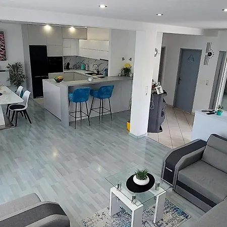 Apartment Luna *